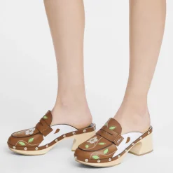La Cigale Clogs