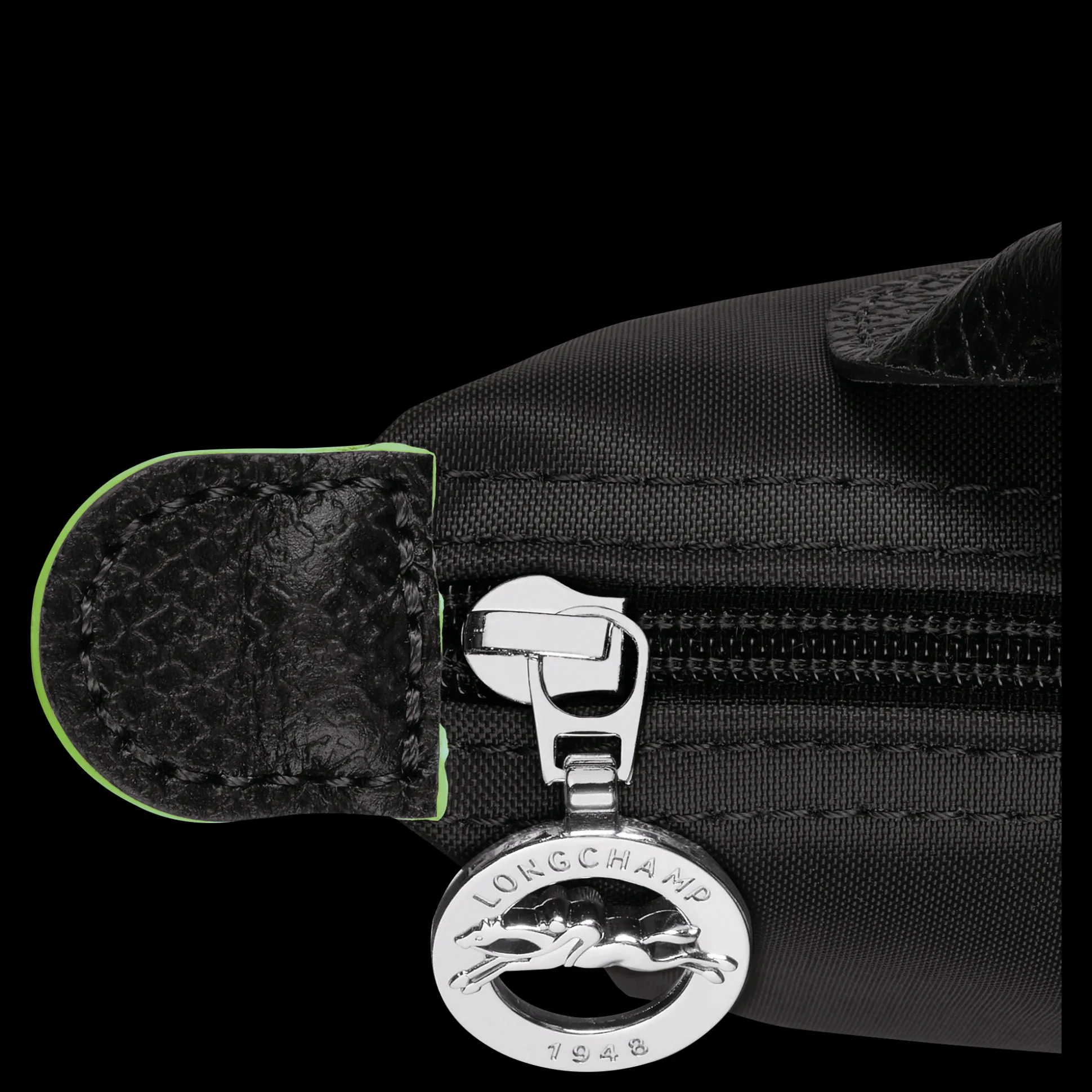 Le Pliage Green Pouch With Handle