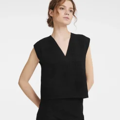 Sleeveless Sweater
