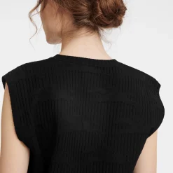 Sleeveless Sweater