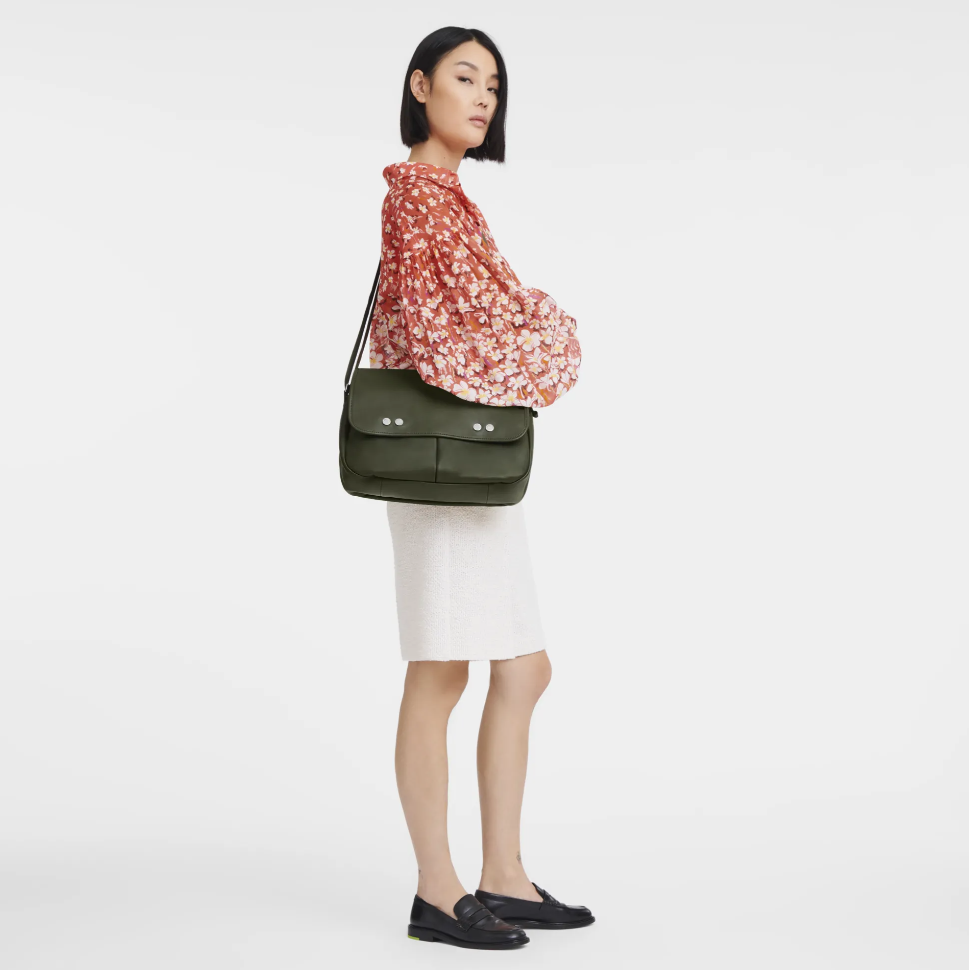 Tres Paris M Crossbody Bag